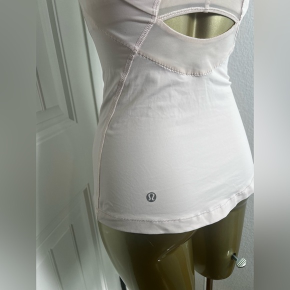 Lululemon Run: Make It Count Tank 2 - Picture 6 of 7